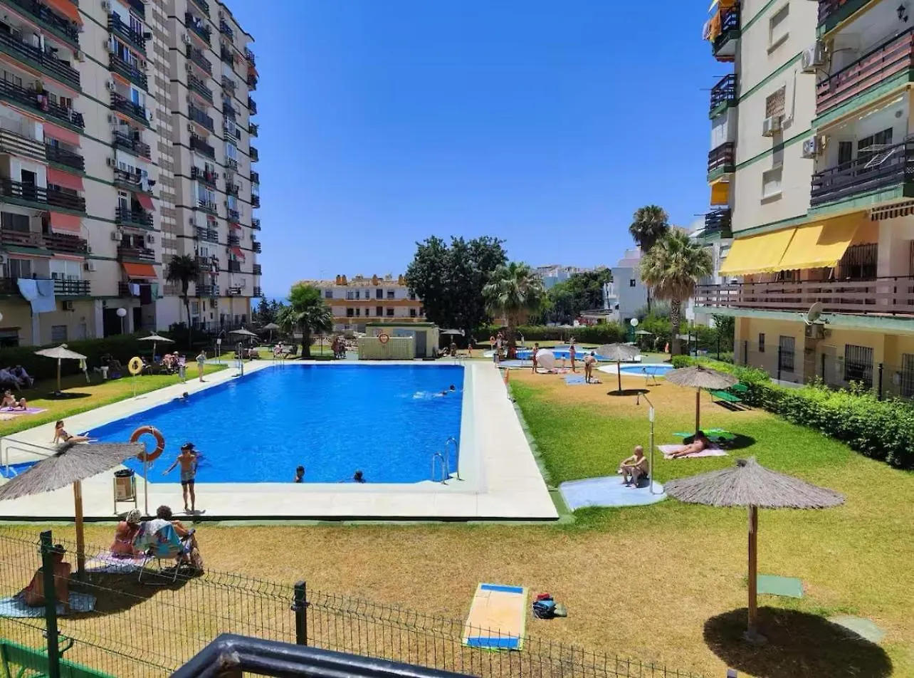 Evans Realty Bz Estudio & Piscina & Centro & Playa Benalmádena Διαμέρισμα