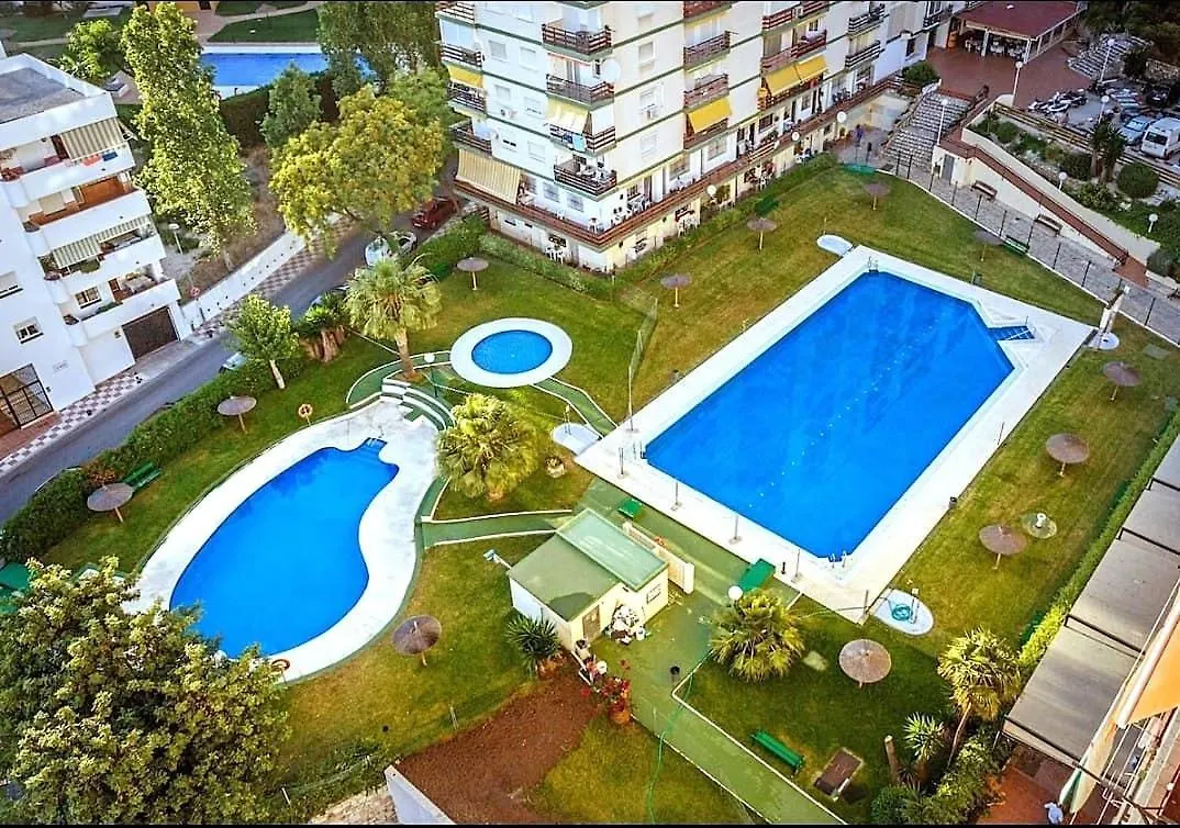 Evans Realty Bz Estudio & Piscina & Centro & Playa Benalmádena Appartement